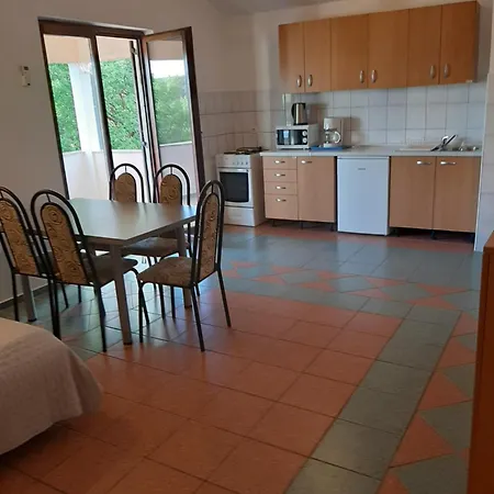 Marta Апартаменты *