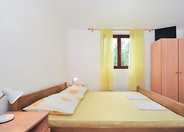 Lägenhet Marta Starigrad Paklenica