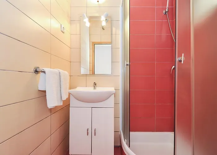 Marta * Стариград-Пакленица