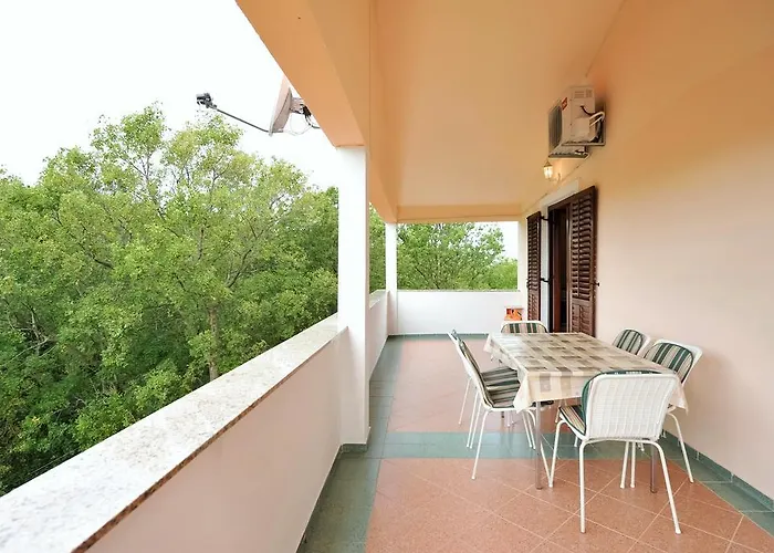 Апартаменты Marta Стариград-Пакленица